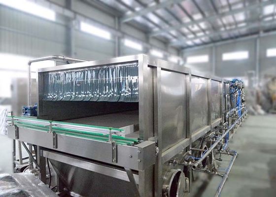 máquina de rellenar del jugo del mango 28000BPH/máquina de embotellado de cristal proveedor