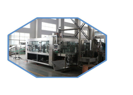 Máquina de rellenar del refresco carbónico controlado del PLC, equipo embotellador de la soda proveedor