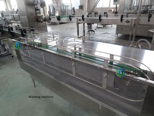 Máquina de rellenar de la bebida líquida automática del frasco, máquina de rellenar líquida de Monoblock proveedor