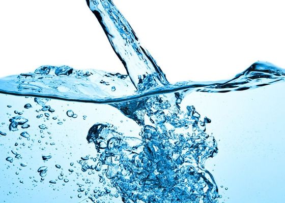 Máquina de rellenar líquida de alta velocidad de Monoblock, embotelladora del agua mineral proveedor