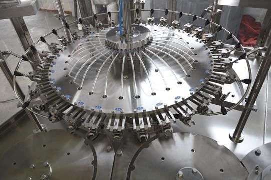 Monoblock 3 en 1 máquina de rellenar del jugo proveedor